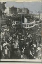 1958 Press Photo French/Moslem Algerians Parade for de Gualle - neo09346