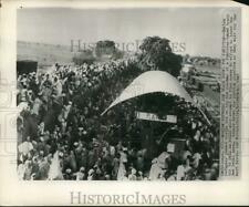 1947 Press Photo Moslem refugees jam train during India-Pakistan Conflict